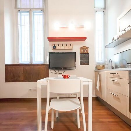 Miniloft-Angy-Navigli Apartment Милано Екстериор снимка