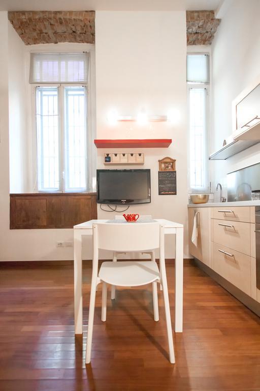 Miniloft-Angy-Navigli Apartment Милано Екстериор снимка